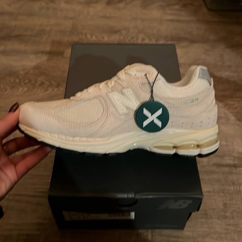 new balance off white 2002R